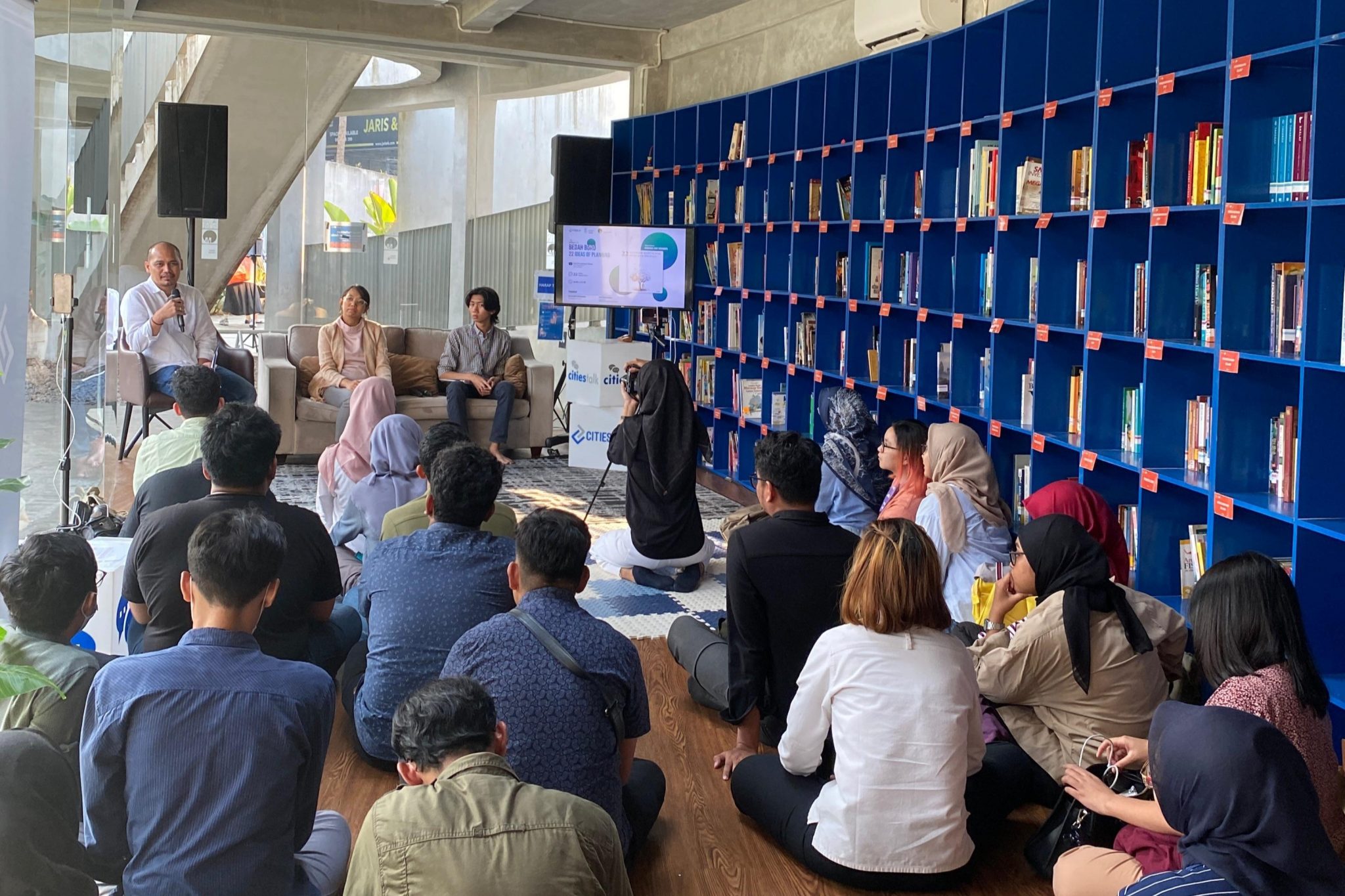 Citieslab berkolaborasi dengan Hendricus Andy Simarmata menyelenggarakan acara Bedah Buku “22 Ideas of Planning”